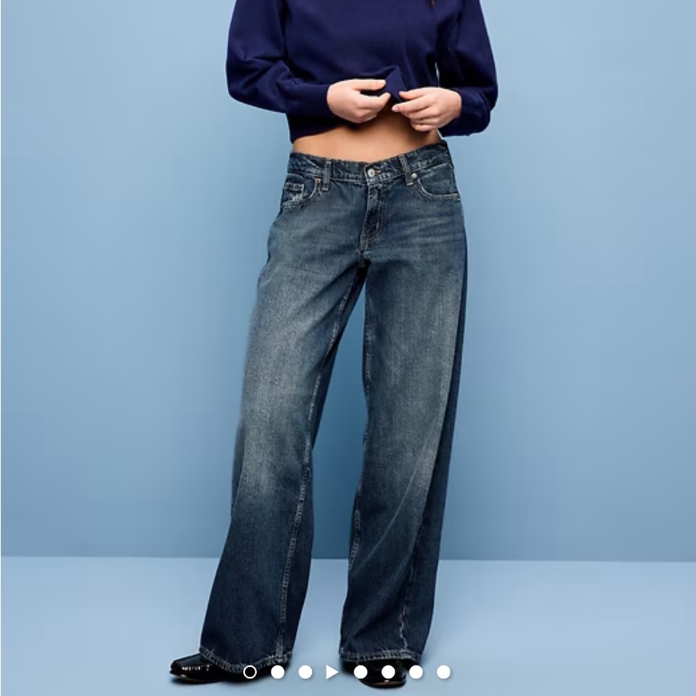 NWT Old Navy jeans - Picture 2 of 6